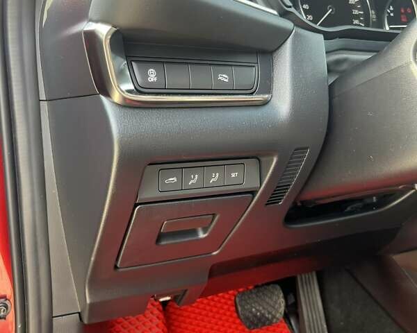 Красный Мазда CX-30, объемом двигателя 2.5 л и пробегом 56 тыс. км за 20500 $, фото 28 на Automoto.ua