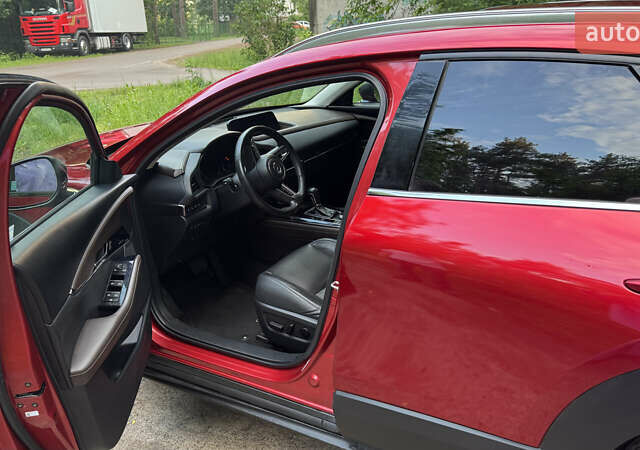 Красный Мазда CX-30, объемом двигателя 2.49 л и пробегом 104 тыс. км за 20999 $, фото 11 на Automoto.ua