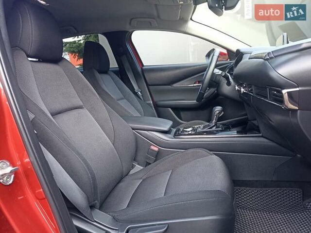 Червоний Мазда CX-30, об'ємом двигуна 2 л та пробігом 52 тис. км за 23990 $, фото 30 на Automoto.ua