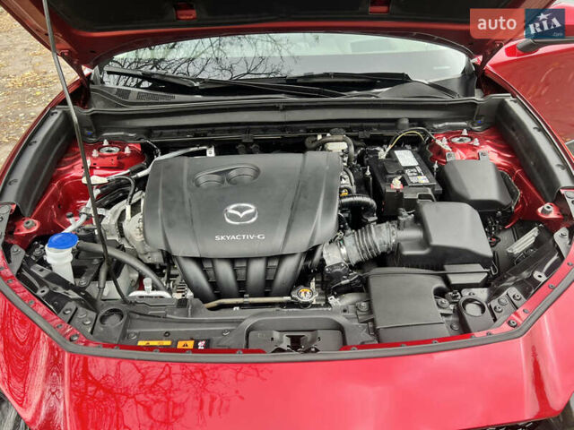 Красный Мазда CX-30, объемом двигателя 2.5 л и пробегом 57 тыс. км за 20125 $, фото 15 на Automoto.ua
