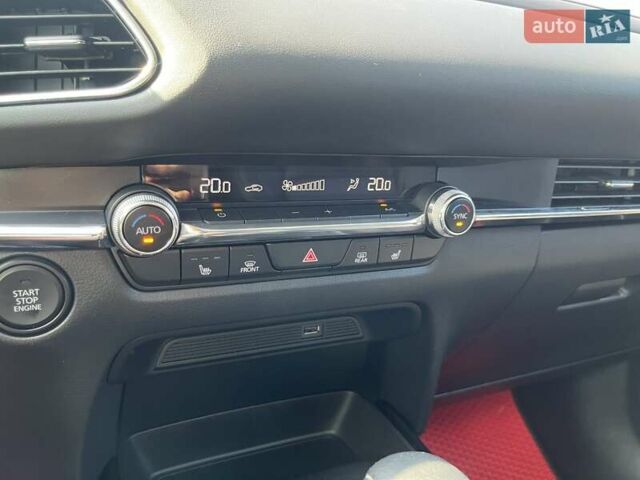 Красный Мазда CX-30, объемом двигателя 2.5 л и пробегом 56 тыс. км за 20500 $, фото 26 на Automoto.ua