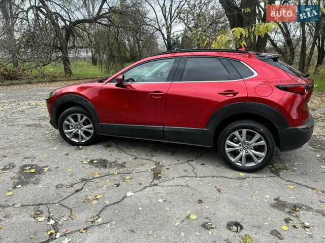 Красный Мазда CX-30, объемом двигателя 2.5 л и пробегом 57 тыс. км за 20125 $, фото 6 на Automoto.ua