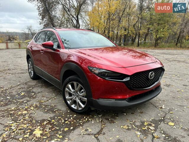 Красный Мазда CX-30, объемом двигателя 2.5 л и пробегом 57 тыс. км за 20125 $, фото 1 на Automoto.ua