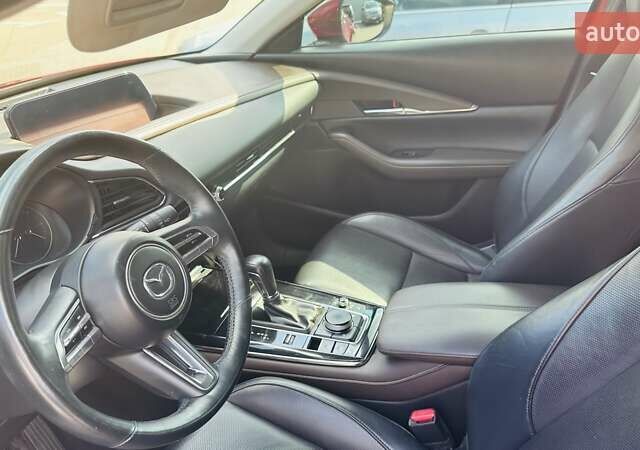 Красный Мазда CX-30, объемом двигателя 2 л и пробегом 71 тыс. км за 23900 $, фото 24 на Automoto.ua