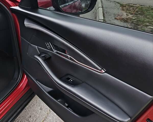 Красный Мазда CX-30, объемом двигателя 2.49 л и пробегом 64 тыс. км за 19800 $, фото 8 на Automoto.ua