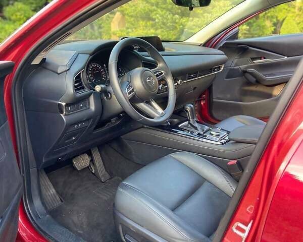 Красный Мазда CX-30, объемом двигателя 2.5 л и пробегом 75 тыс. км за 10500 $, фото 14 на Automoto.ua
