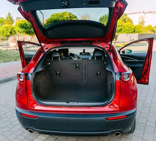 Красный Мазда CX-30, объемом двигателя 2.5 л и пробегом 35 тыс. км за 22000 $, фото 10 на Automoto.ua