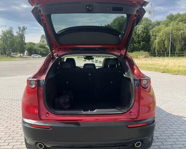 Красный Мазда CX-30, объемом двигателя 2.5 л и пробегом 56 тыс. км за 20500 $, фото 6 на Automoto.ua