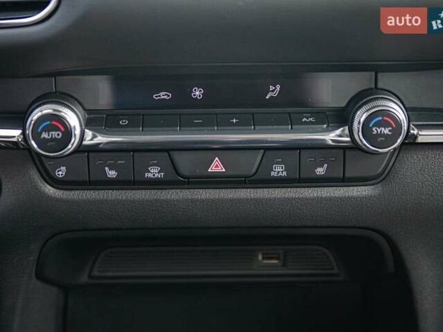 Красный Мазда CX-30, объемом двигателя 2.5 л и пробегом 38 тыс. км за 21800 $, фото 21 на Automoto.ua