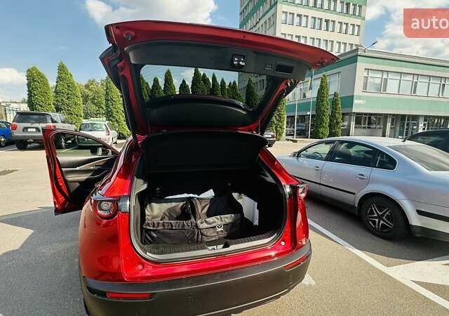 Красный Мазда CX-30, объемом двигателя 2 л и пробегом 71 тыс. км за 23900 $, фото 20 на Automoto.ua