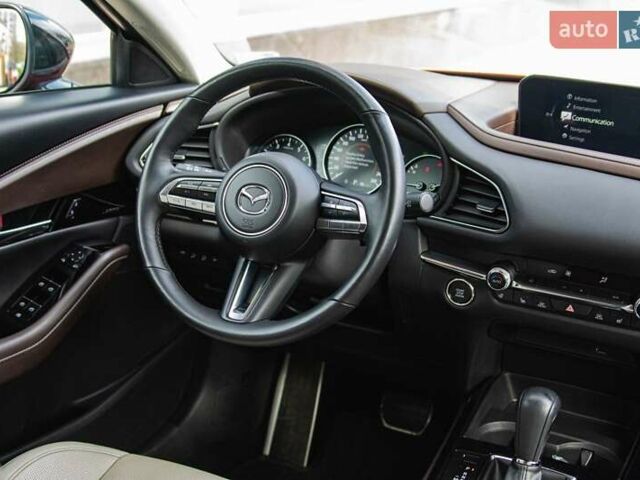 Красный Мазда CX-30, объемом двигателя 2.5 л и пробегом 38 тыс. км за 21800 $, фото 16 на Automoto.ua