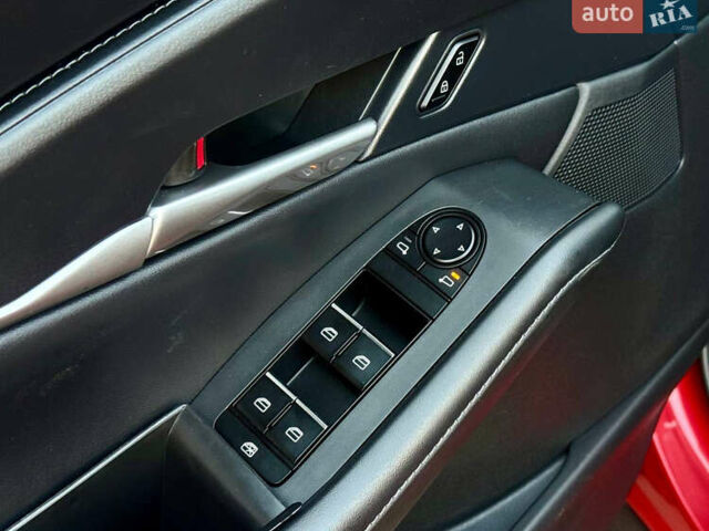 Красный Мазда CX-30, объемом двигателя 2.5 л и пробегом 81 тыс. км за 22900 $, фото 21 на Automoto.ua