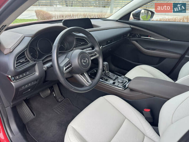 Червоний Мазда CX-30, об'ємом двигуна 2.49 л та пробігом 11 тис. км за 20900 $, фото 10 на Automoto.ua