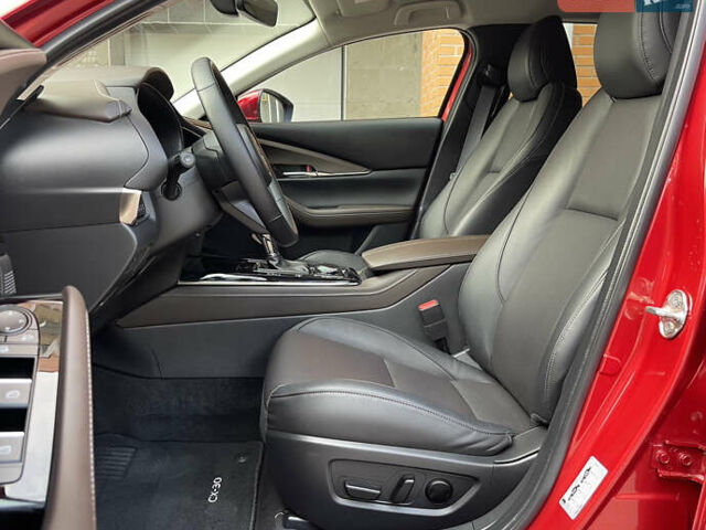 Красный Мазда CX-30, объемом двигателя 2 л и пробегом 9 тыс. км за 28800 $, фото 25 на Automoto.ua