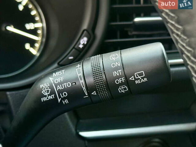 Красный Мазда CX-30, объемом двигателя 2.5 л и пробегом 81 тыс. км за 22900 $, фото 23 на Automoto.ua