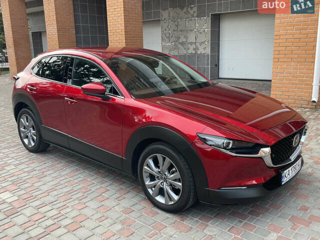 Красный Мазда CX-30, объемом двигателя 2 л и пробегом 9 тыс. км за 28800 $, фото 2 на Automoto.ua