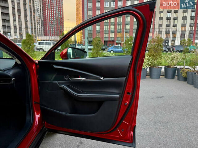 Красный Мазда CX-30, объемом двигателя 2.5 л и пробегом 81 тыс. км за 22900 $, фото 39 на Automoto.ua