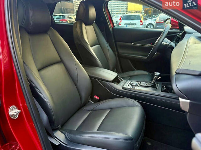 Красный Мазда CX-30, объемом двигателя 2.5 л и пробегом 81 тыс. км за 22900 $, фото 38 на Automoto.ua