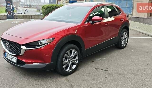 Красный Мазда CX-30, объемом двигателя 2.49 л и пробегом 22 тыс. км за 23500 $, фото 2 на Automoto.ua
