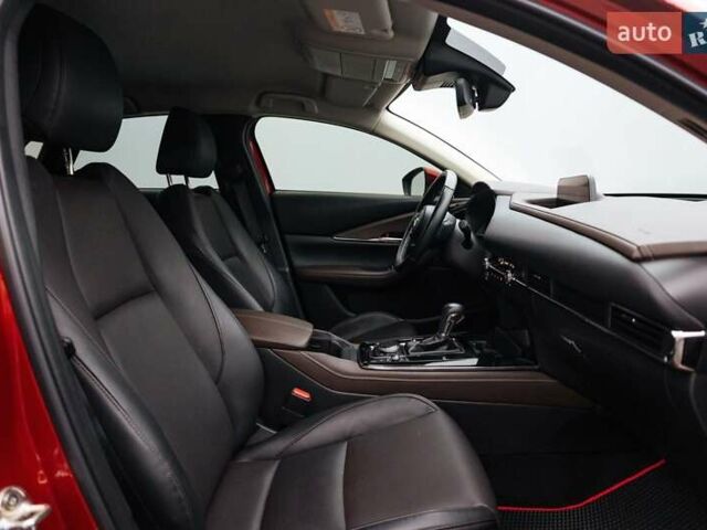 Красный Мазда CX-30, объемом двигателя 2 л и пробегом 35 тыс. км за 27374 $, фото 22 на Automoto.ua