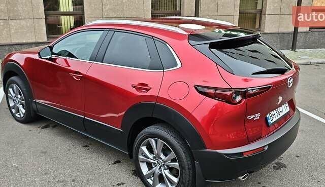 Красный Мазда CX-30, объемом двигателя 2.49 л и пробегом 22 тыс. км за 23500 $, фото 6 на Automoto.ua