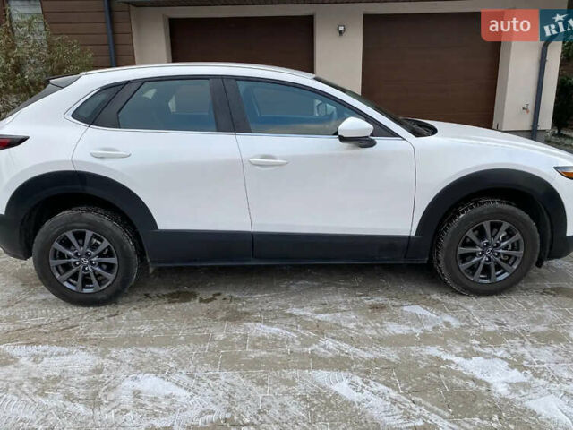 Мазда CX-30, объемом двигателя 2 л и пробегом 40 тыс. км за 22000 $, фото 1 на Automoto.ua