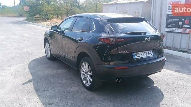 Мазда CX-30, объемом двигателя 2.5 л и пробегом 100 тыс. км за 19900 $, фото 2 на Automoto.ua