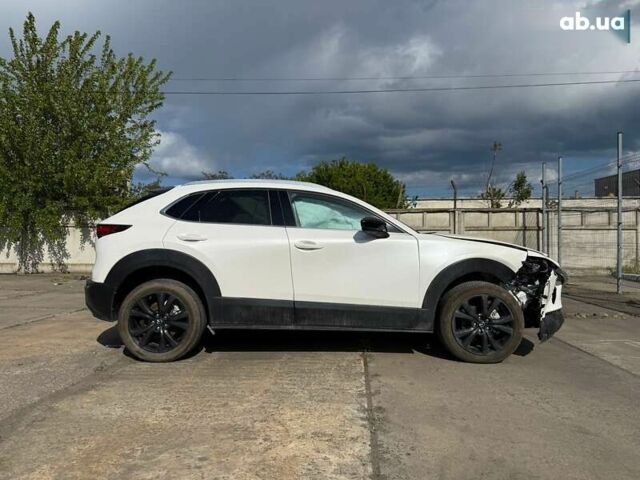 Мазда CX-30, об'ємом двигуна 2.5 л та пробігом 14 тис. км за 18000 $, фото 4 на Automoto.ua