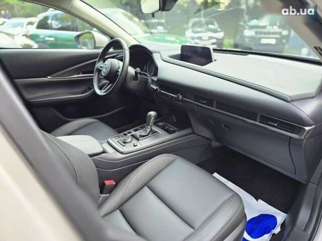 Мазда CX-30, объемом двигателя 2.5 л и пробегом 1 тыс. км за 23300 $, фото 14 на Automoto.ua