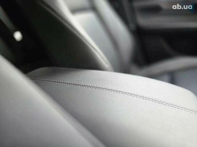 Мазда CX-30, объемом двигателя 2.5 л и пробегом 1 тыс. км за 23300 $, фото 19 на Automoto.ua