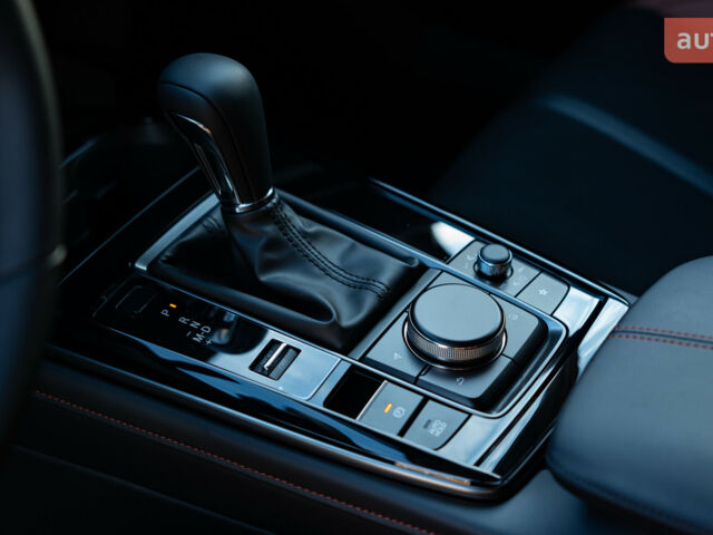 купить новое авто Мазда CX-30 2024 года от официального дилера Mazda ФОРВАРД ТРАНС ГРУП Мазда фото