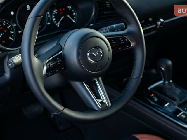 купить новое авто Мазда CX-30 2024 года от официального дилера Mazda ФОРВАРД ТРАНС ГРУП Мазда фото