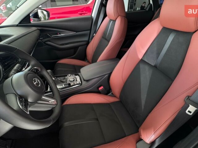 купить новое авто Мазда CX-30 2024 года от официального дилера Автомир Mazda Мазда фото