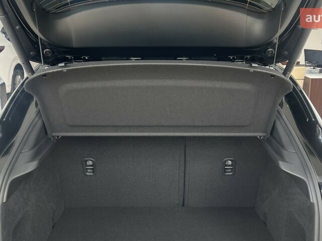 Мазда CX-30 2025 года купить новое авто Мазда CX-30 2025 года от официального дилера Автомобільний Мегаполіс НІКО Mazda Мазда фото