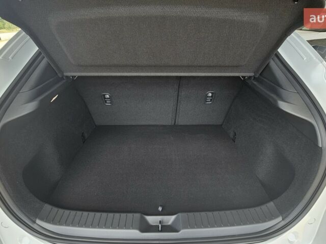 Мазда CX-30, объемом двигателя 2 л и пробегом 0 тыс. км за 30958 $, фото 16 на Automoto.ua