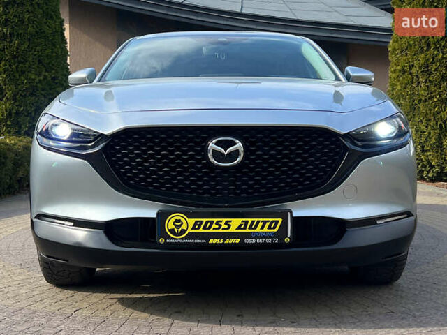 Серый Мазда CX-30, объемом двигателя 2.5 л и пробегом 68 тыс. км за 18450 $, фото 1 на Automoto.ua