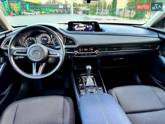 Серый Мазда CX-30, объемом двигателя 2 л и пробегом 17 тыс. км за 17800 $, фото 8 на Automoto.ua