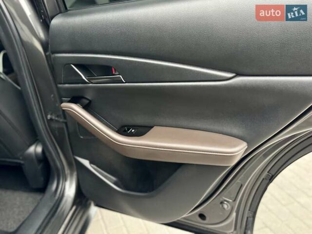 Серый Мазда CX-30, объемом двигателя 2.5 л и пробегом 77 тыс. км за 19500 $, фото 35 на Automoto.ua