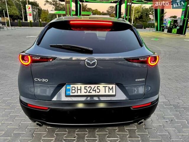 Серый Мазда CX-30, объемом двигателя 2 л и пробегом 17 тыс. км за 17800 $, фото 5 на Automoto.ua