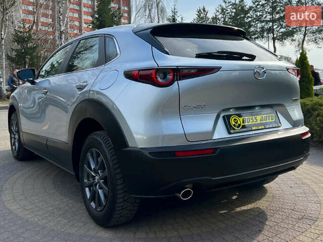 Серый Мазда CX-30, объемом двигателя 2.5 л и пробегом 68 тыс. км за 18450 $, фото 3 на Automoto.ua