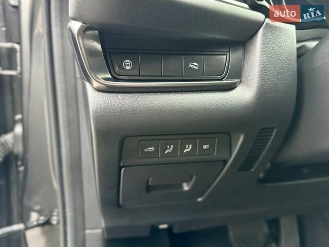 Серый Мазда CX-30, объемом двигателя 2.5 л и пробегом 77 тыс. км за 19500 $, фото 26 на Automoto.ua