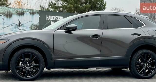 Серый Мазда CX-30, объемом двигателя 2.5 л и пробегом 77 тыс. км за 19500 $, фото 6 на Automoto.ua