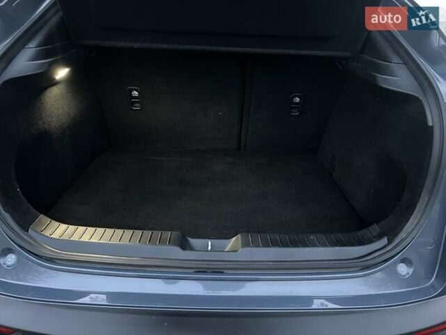 Серый Мазда CX-30, объемом двигателя 2 л и пробегом 17 тыс. км за 17200 $, фото 14 на Automoto.ua