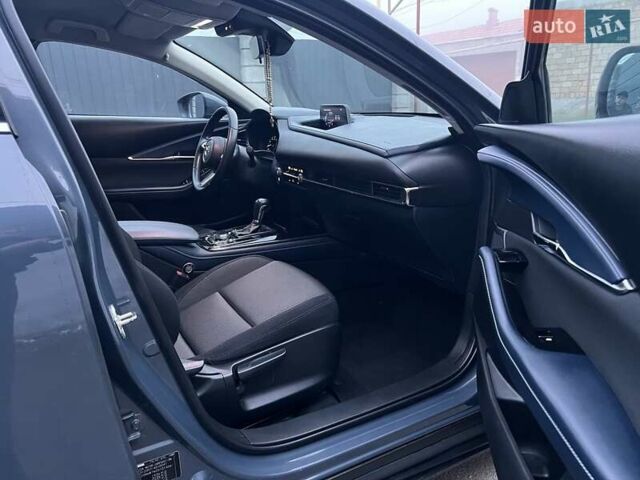 Серый Мазда CX-30, объемом двигателя 2 л и пробегом 17 тыс. км за 17200 $, фото 12 на Automoto.ua