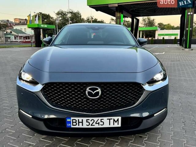 Серый Мазда CX-30, объемом двигателя 2 л и пробегом 17 тыс. км за 17800 $, фото 1 на Automoto.ua
