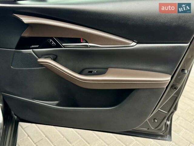 Серый Мазда CX-30, объемом двигателя 2.5 л и пробегом 77 тыс. км за 19500 $, фото 37 на Automoto.ua