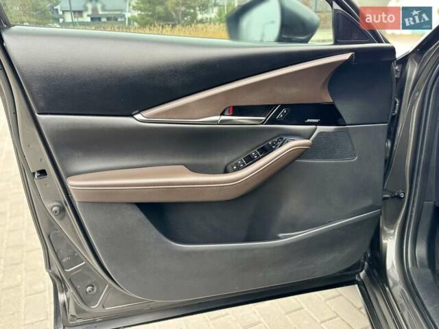 Серый Мазда CX-30, объемом двигателя 2.5 л и пробегом 77 тыс. км за 19500 $, фото 21 на Automoto.ua