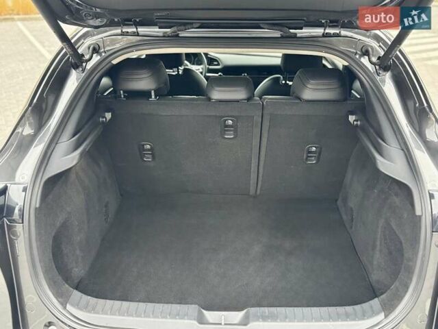 Серый Мазда CX-30, объемом двигателя 2.5 л и пробегом 77 тыс. км за 19500 $, фото 32 на Automoto.ua