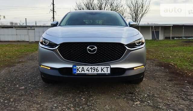 Серый Мазда CX-30, объемом двигателя 2.5 л и пробегом 41 тыс. км за 19800 $, фото 2 на Automoto.ua