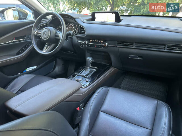 Серый Мазда CX-30, объемом двигателя 2 л и пробегом 43 тыс. км за 26700 $, фото 15 на Automoto.ua